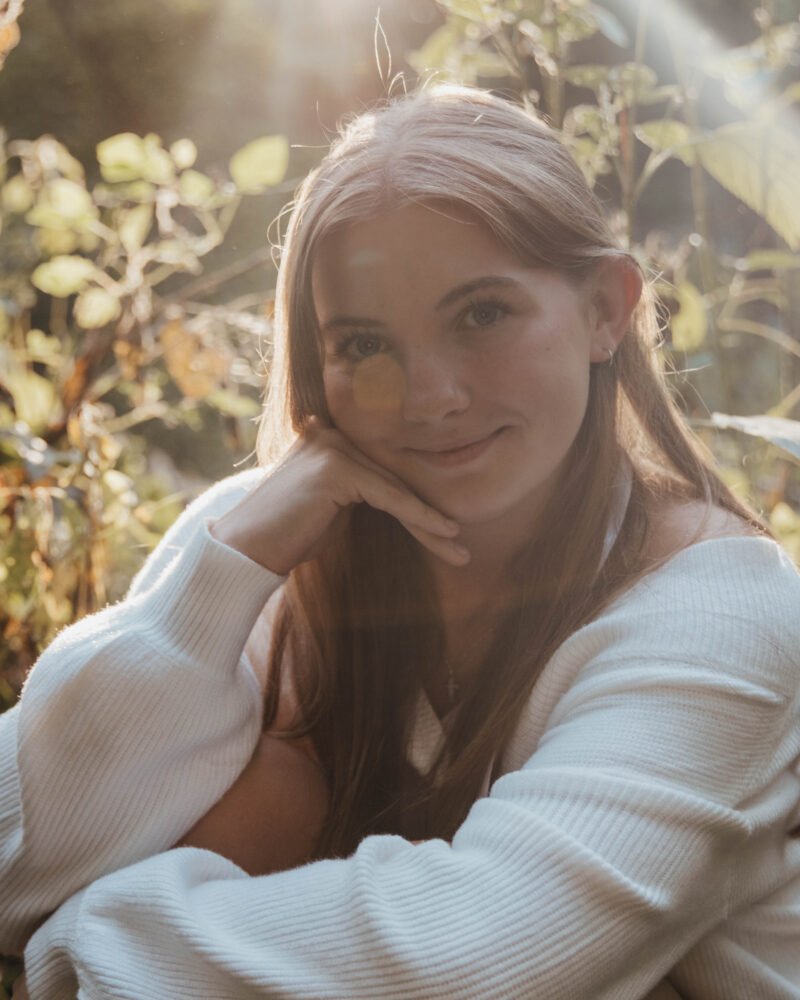  Elly Senior Photo